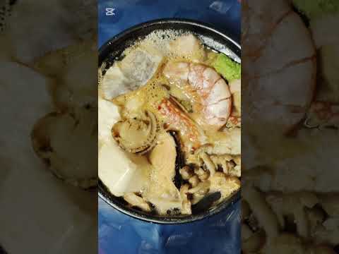 沖縄から帰ったら関東がむちゃ寒いから海鮮寄せ鍋🦐🦀🐟を〆はカレーうどん