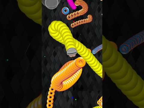 Worms zone io !! Cacing besar superhero Robocop || slither snake