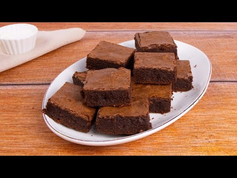 CHOCOLATE BROWNIES with a soft heart: so good and irresistible! 🤩