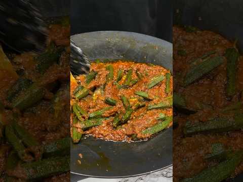 Restaurant Style Bhindi Tawa Masala ASMR Cooking || #shorts #food #cooking #asmr #indianasmrworld