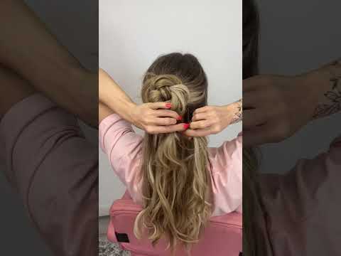 Simple Half up half down! #supereasyhairstyle #hairtutorial