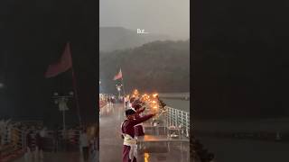 Rishikesh Ganga Aarti 🙏🕉️ #travelmonkey #travel #hindu #sanatandharma