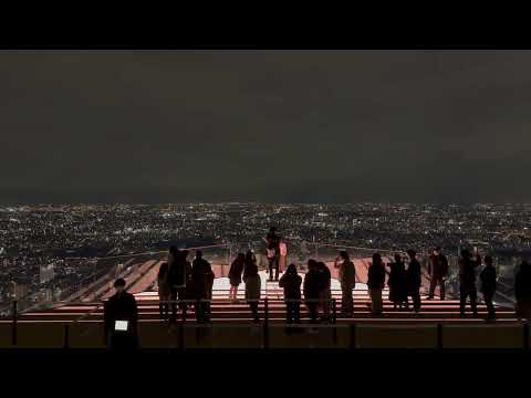 【SHIBUYA SKY】涉谷天空展望台-夜景&夜間點燈投射，比白天還美耶！