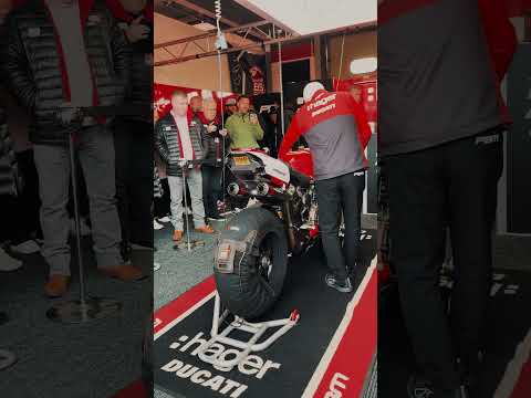 Prepping the Ducati Panigale V4R for the BSB Finale 2024