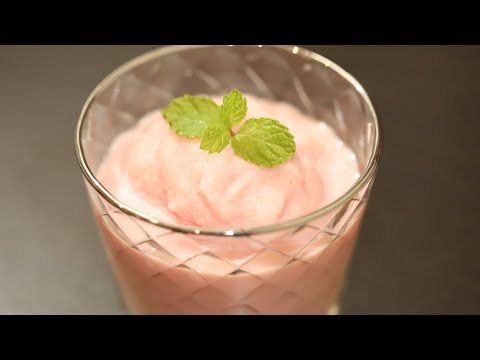 Cool! Delicious! How to make watermelon smoothie