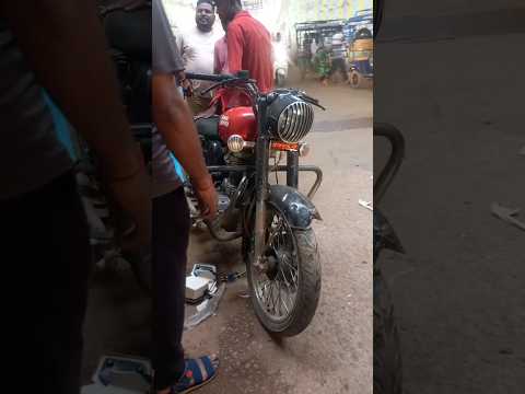 Hey Prabhu A Kya Huha , Royal Enfield V/s A1 Arrow electric Scooty ln Accident #shorts  #shortvideo