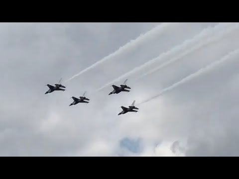 RIAT 2017 Awesome Thunderbirds Practice Display