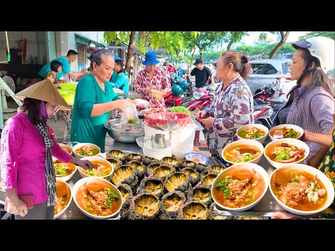 Amazing food! Collection of delicious and interesting street food on the streets of Saigon, Vietnam