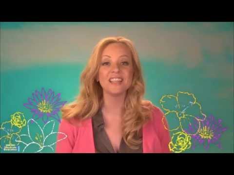 Wendi McLendon-Covey Wishes Happy Mother's Day!