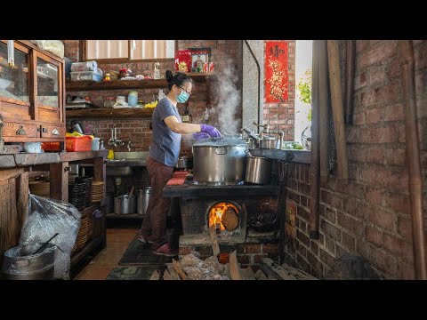 柴燒米粉湯與油麵｜台灣美食