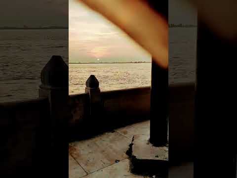 Relaxing Sunset in Ayodhya Guptar Ghat.....#ayodhya #guptarghat #sunset #timelapse