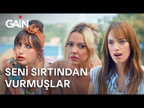 Ceren ve Selma'nın Falcı Seansı | Esas Oğlan