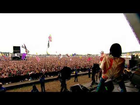 Date With The Night (live) - Yeah Yeah Yeahs 2009