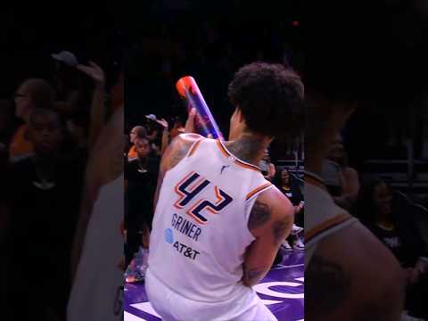 🎽 #PhoenixMercury #BrittneyGriner SHOOTS T-Shirt Cannon! #shorts #wnba #ballislife #reels #foryou