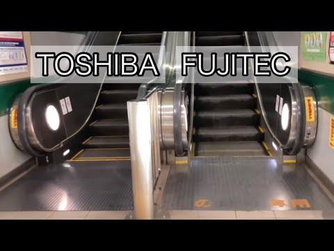 (東芝とフジテックの並び)JR北海道琴似駅 改札内のエスカレーター