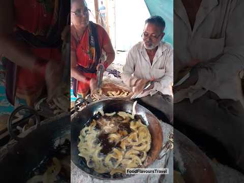 old couple sells fresh crispy banana wafers in Nashik #streetfood  #nashikfood