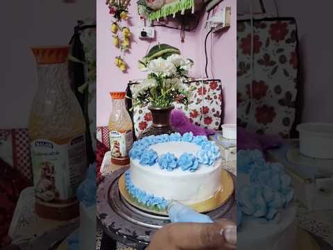 Easy cake decoration #cake #easy #blueberry