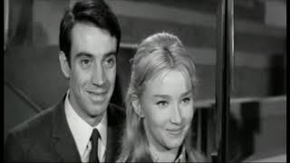 映画 『アイドルを探せ』より「想い出の瞳（Et Pourtant）」　Charles Aznavour 1963.