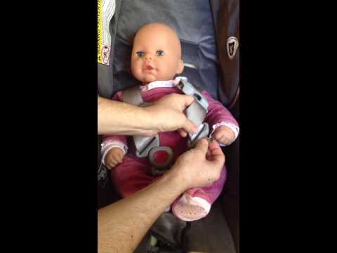 How to Untwist Car Seat Straps: The Car Seat Lady's Triangle Trick