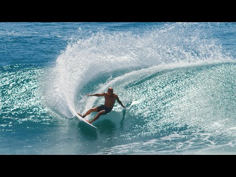 Kelly Slater, Dave Rastovich & Joel Parkinson | Surfing at Kirra, Australia