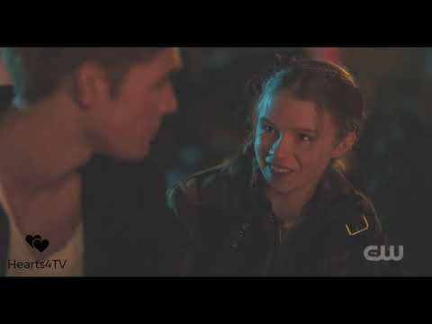 Riverdale: "Dated, as in no longer dating." Jellybean & Archie scene