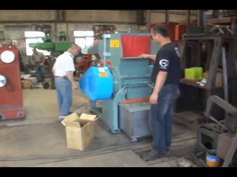 橡塑膠廢輪胎粉碎機/Rubber and plastic waste tire crusher