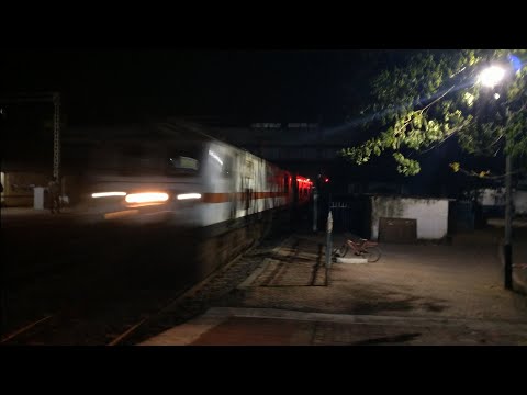 12995-Bandra Terminus Ajmer Junction Express At Blasting Dahanu Road Skip Full Speed