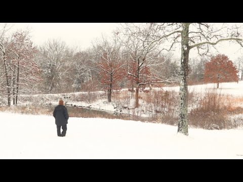 New Year Refresh, Our First Snow, Fried Yeast Donuts, Country Chili and Figuring Out Homemaking