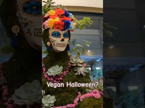 Vegan Halloween? At ‎@FWBG  #vegan #halloween #plants #beautiful #creation