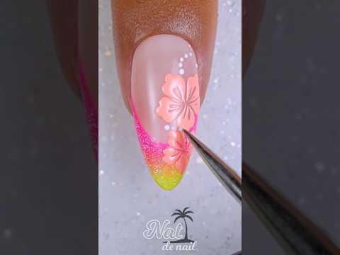 Gradient French Tip Flower 🌺 Nail Art For Summer 2024 #nails #summernails #nailart #beautiful