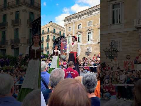 バルセロナの巨人の人形ショー🇪🇸