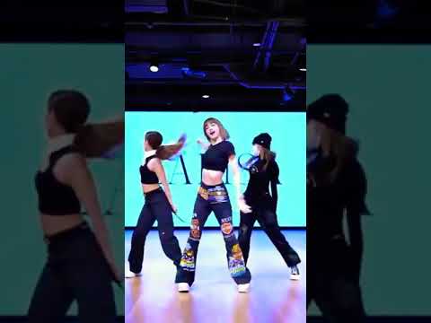 LISA - LALISA DANCE PRACTICE & CHALLENGE