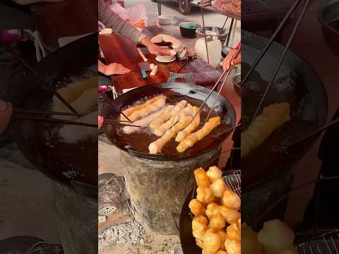 Fried fried dough sticks on the street