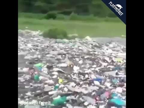 India, un fiume di plastica