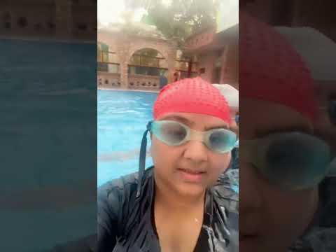 swimming aa gayi Mishy ko finally