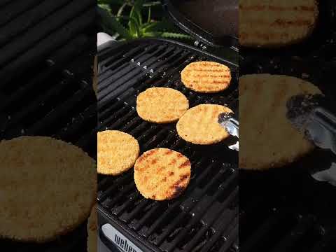 Smashed Pita Burgers #easydinner #vegetarian #barbecue