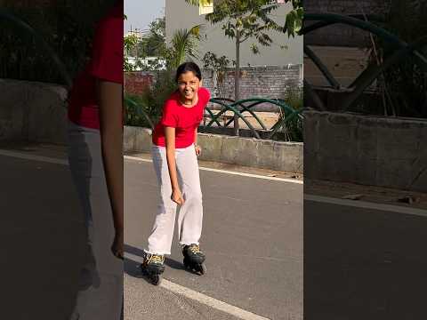 Speed skating #tranding #inshort #vairal #skating #inlineskating #reaction #balurghat #cute