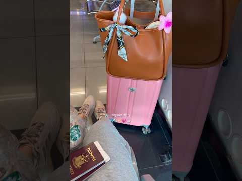 airport 🌸 #pink #pinkaesthetic #airport #airportvlog #girlygirl #girlie #aesthetic #flight #fyp