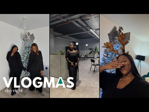 VLOGMAS DAY EIGHT| Putting up my Christmas Tree, Christmas Carol, Feeling the Christmas Spirit?