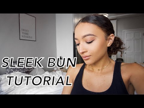 LOW SLEEK BUN ON NATURAL HAIR