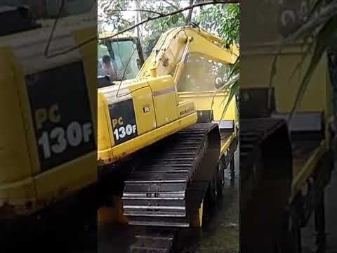 pc130f komatsu self loading to dumper truck