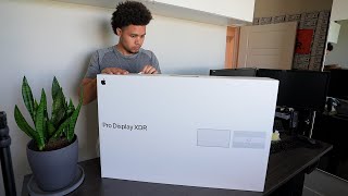 Unboxing $5,000 Apple ProDisplay XDR Monitor