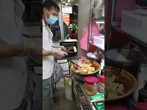 ASIAN SALAD #shorts #youtubeshorts #streetfood #eatingasmr #food #singaporefood #asianstreetfood