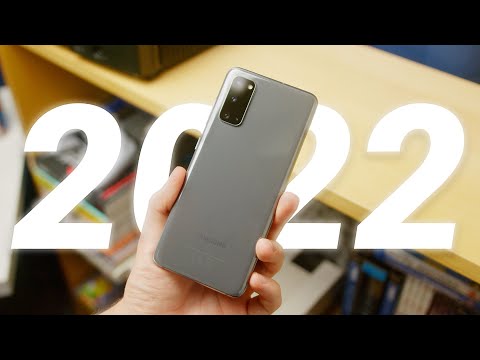 Samsung Galaxy S20: A 2022 review!