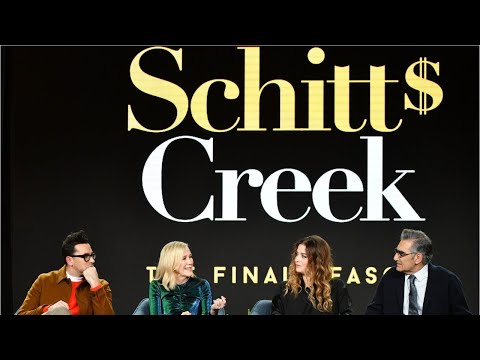 Mariah Carey Sings With The Cast Of 'Schitt's Creek'