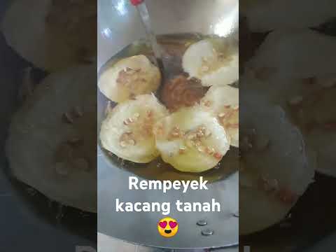 Rempeyek kacang Tanah😍