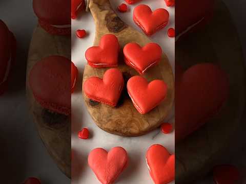 heart macaroons #delicieuxbysadia #macaroons #valentinesday