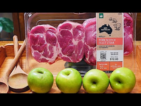 Apple Stewed Pork Chops |Crispy on the outside, tender on the inside, and bursting with apple flavor