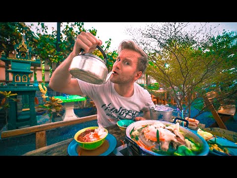 $10 Street Food BBQ / Exploring Non Touristy Bangkok / Thailand Walking Tour 2021