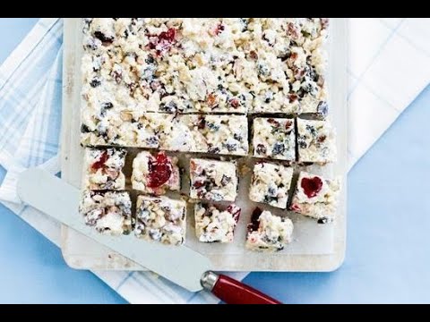 Delicious no-bake White Christmas slice recipe!